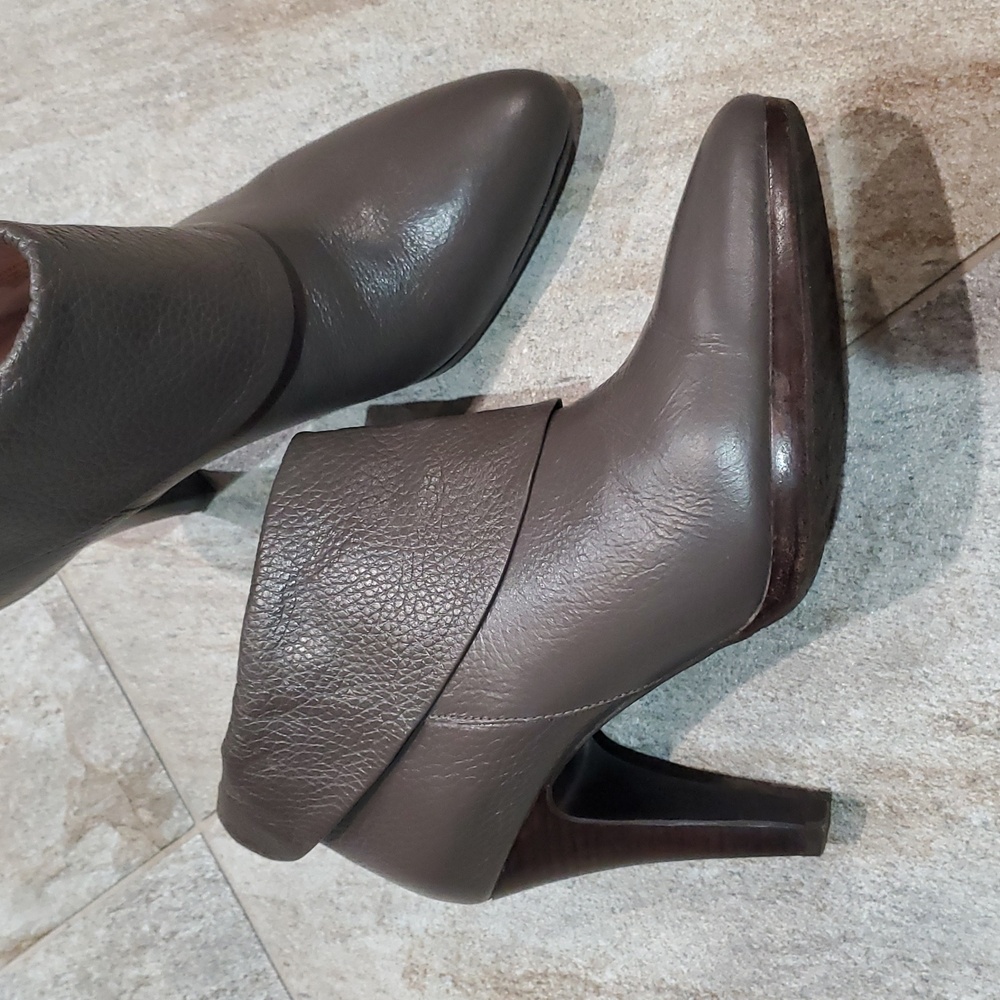 Banana Republic Taupe Heeled Boots